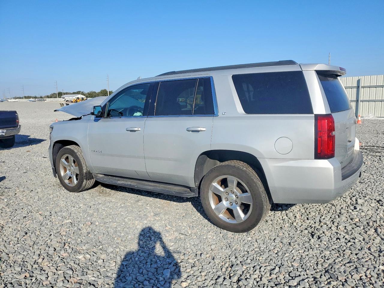 2015 CHEVROLET TAHOE C1500 LT photo 2