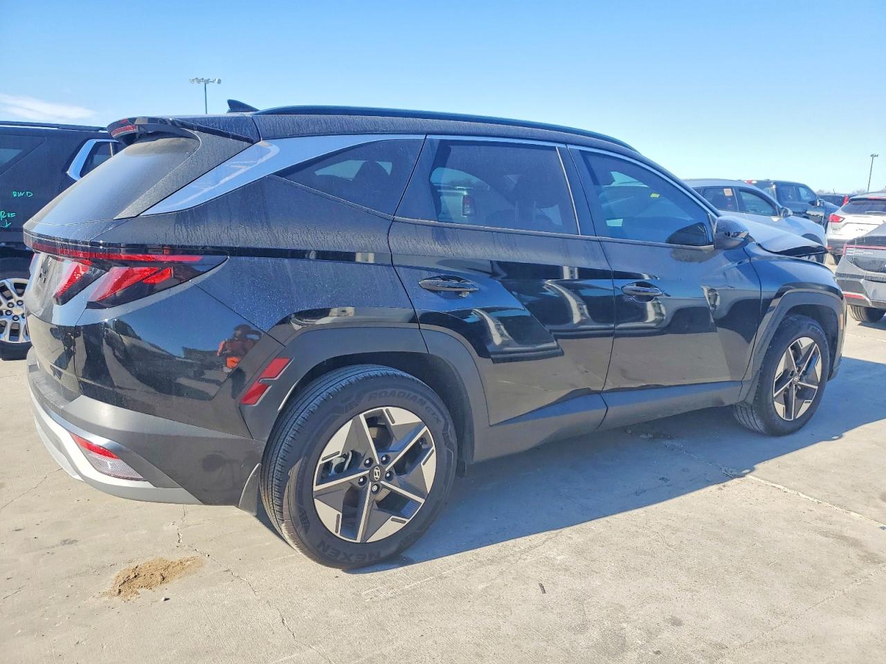 2025 HYUNDAI TUCSON SEL photo 5