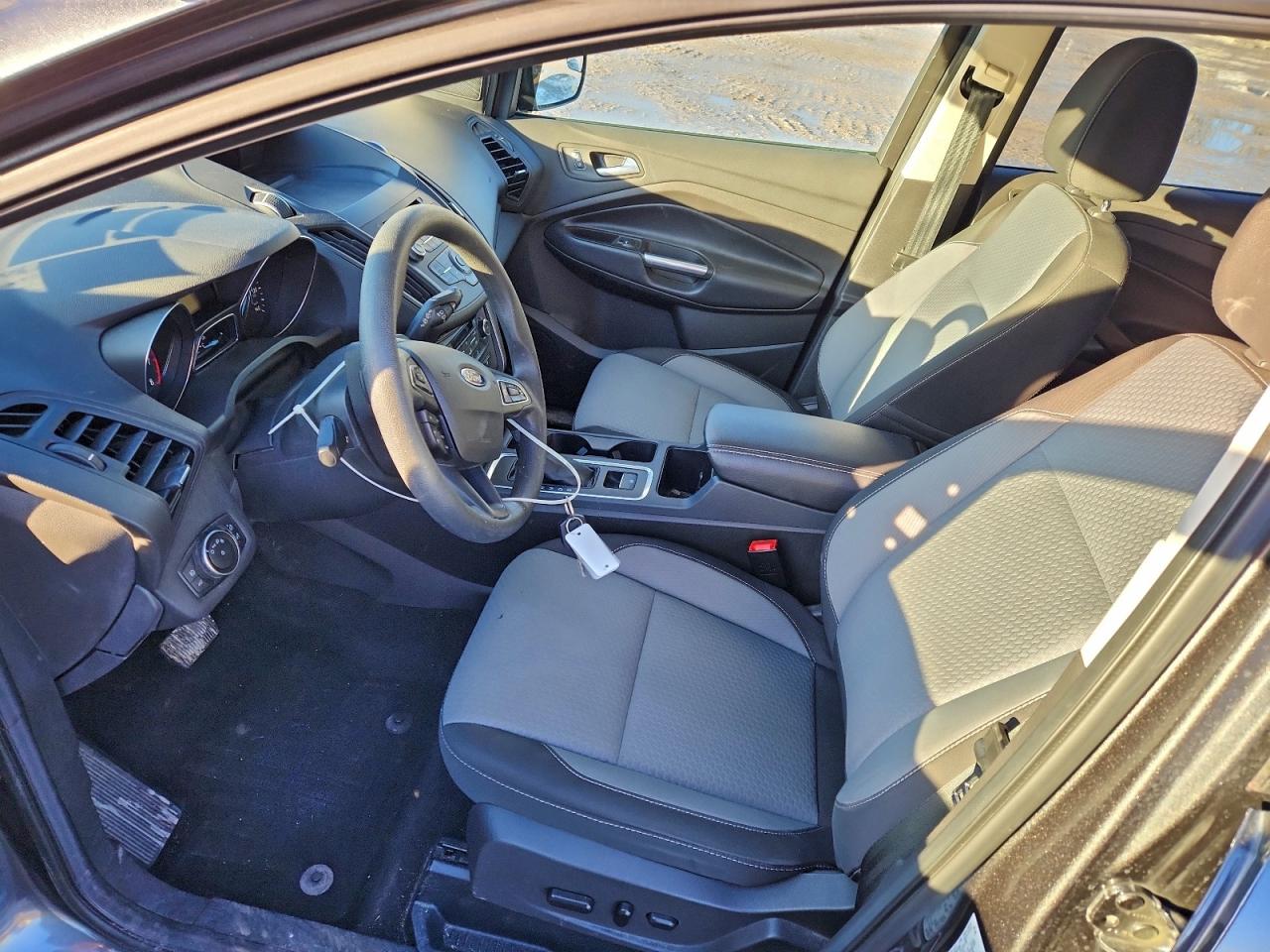 2017 FORD ESCAPE SE photo 7
