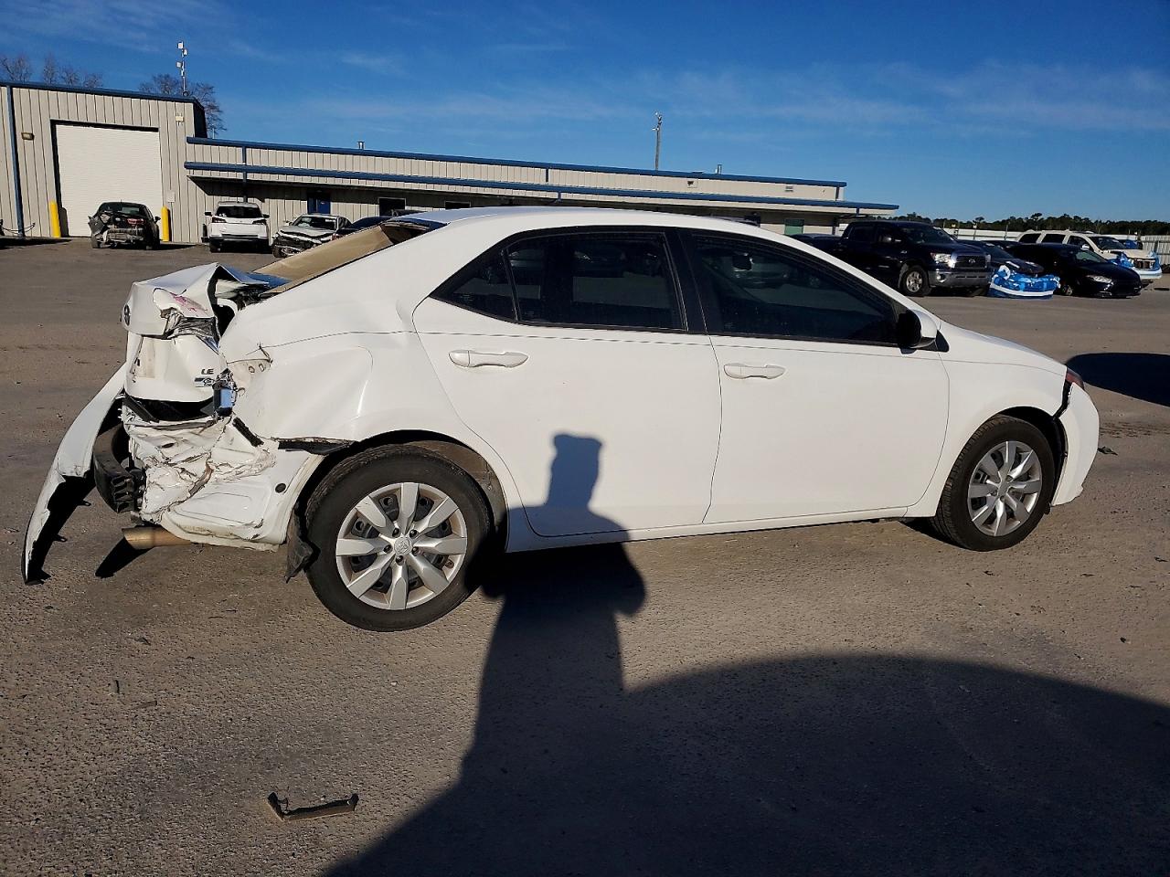 2016 TOYOTA COROLLA L photo 3
