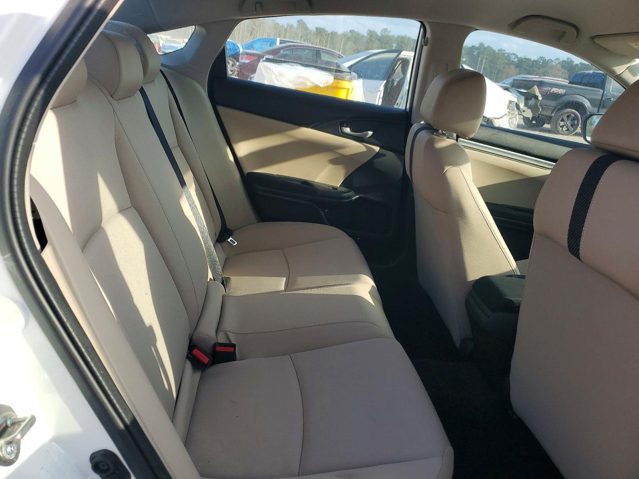 2016 HONDA CIVIC LX photo 10