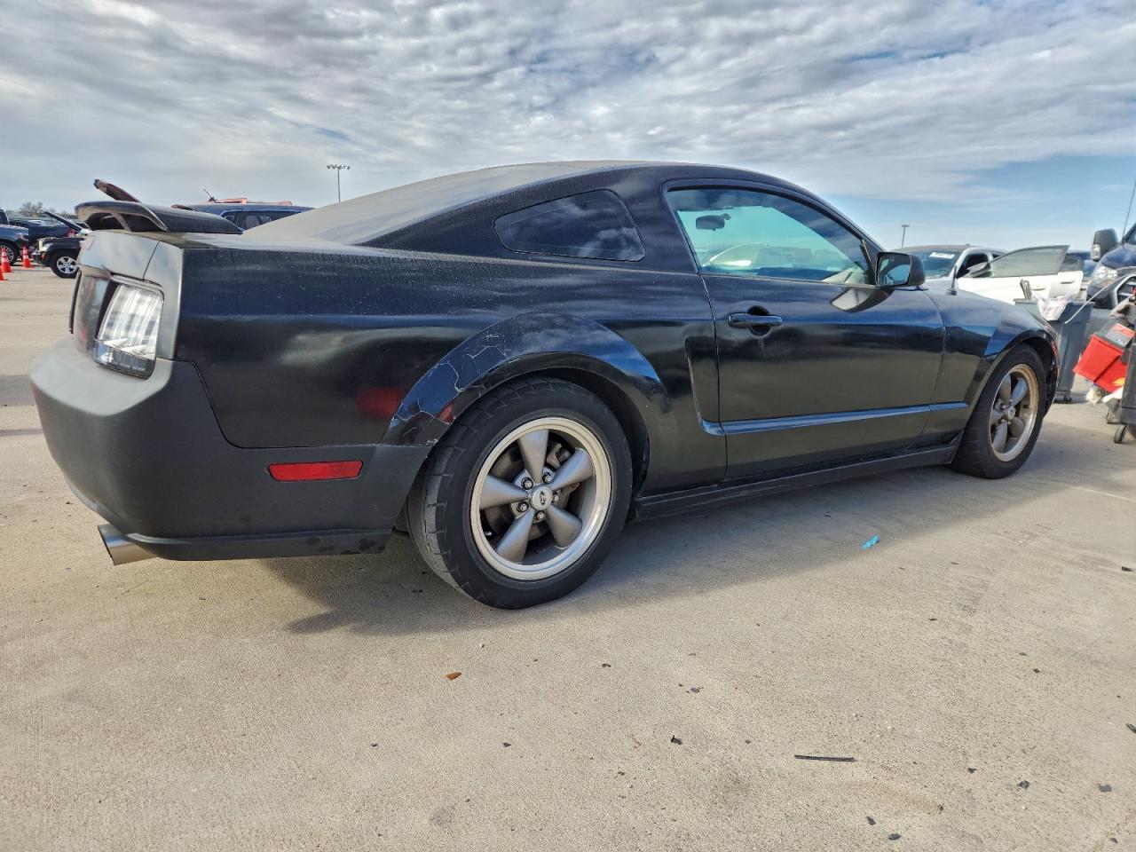 2006 FORD MUSTANG GT photo 3