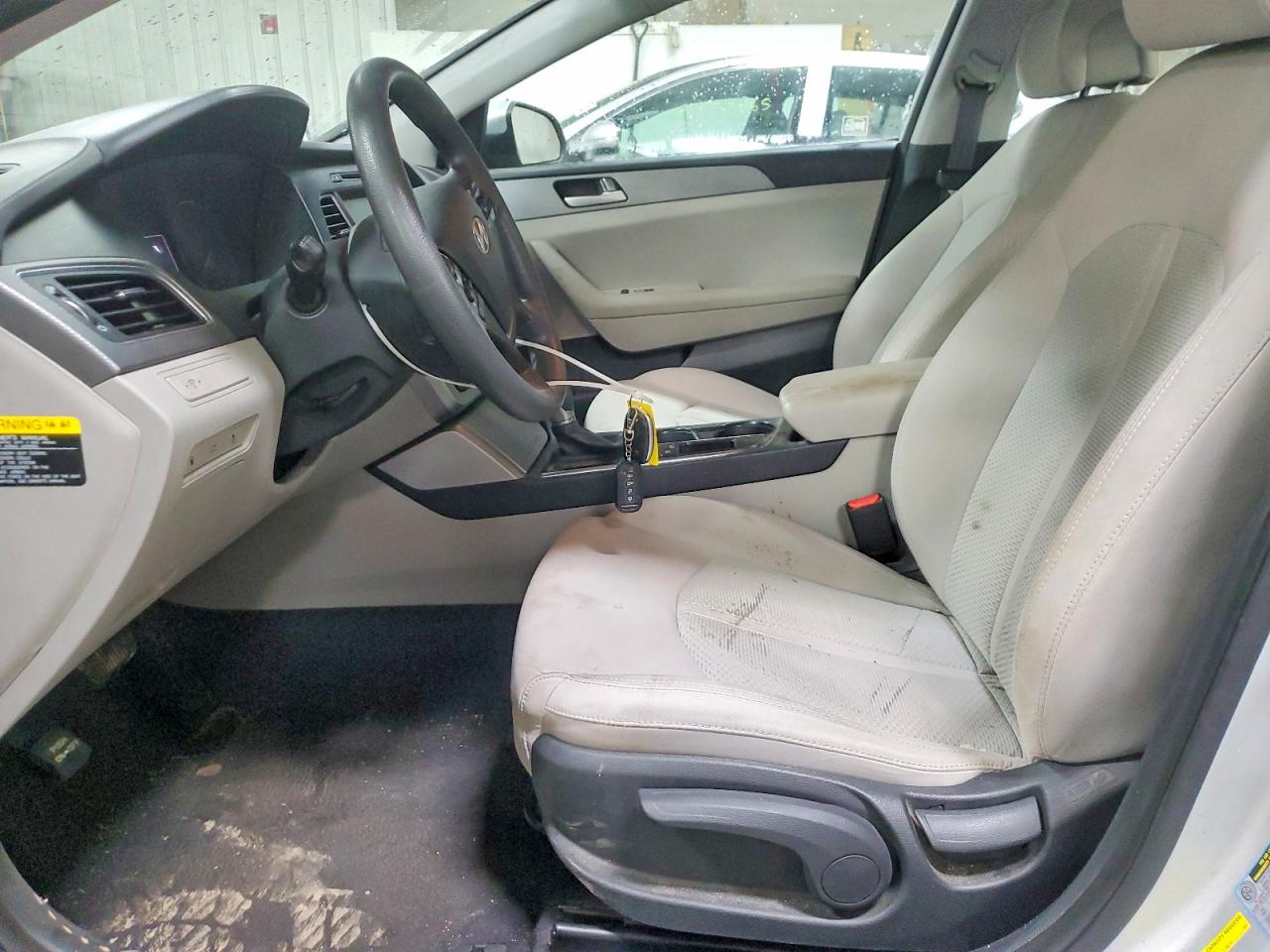 2016 HYUNDAI SONATA SE photo 13