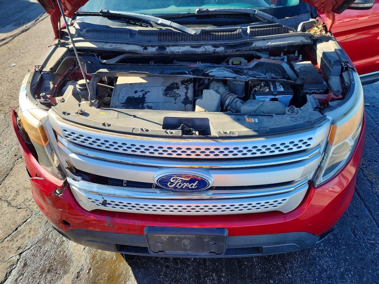 2011 FORD EXPLORER XLT photo 12