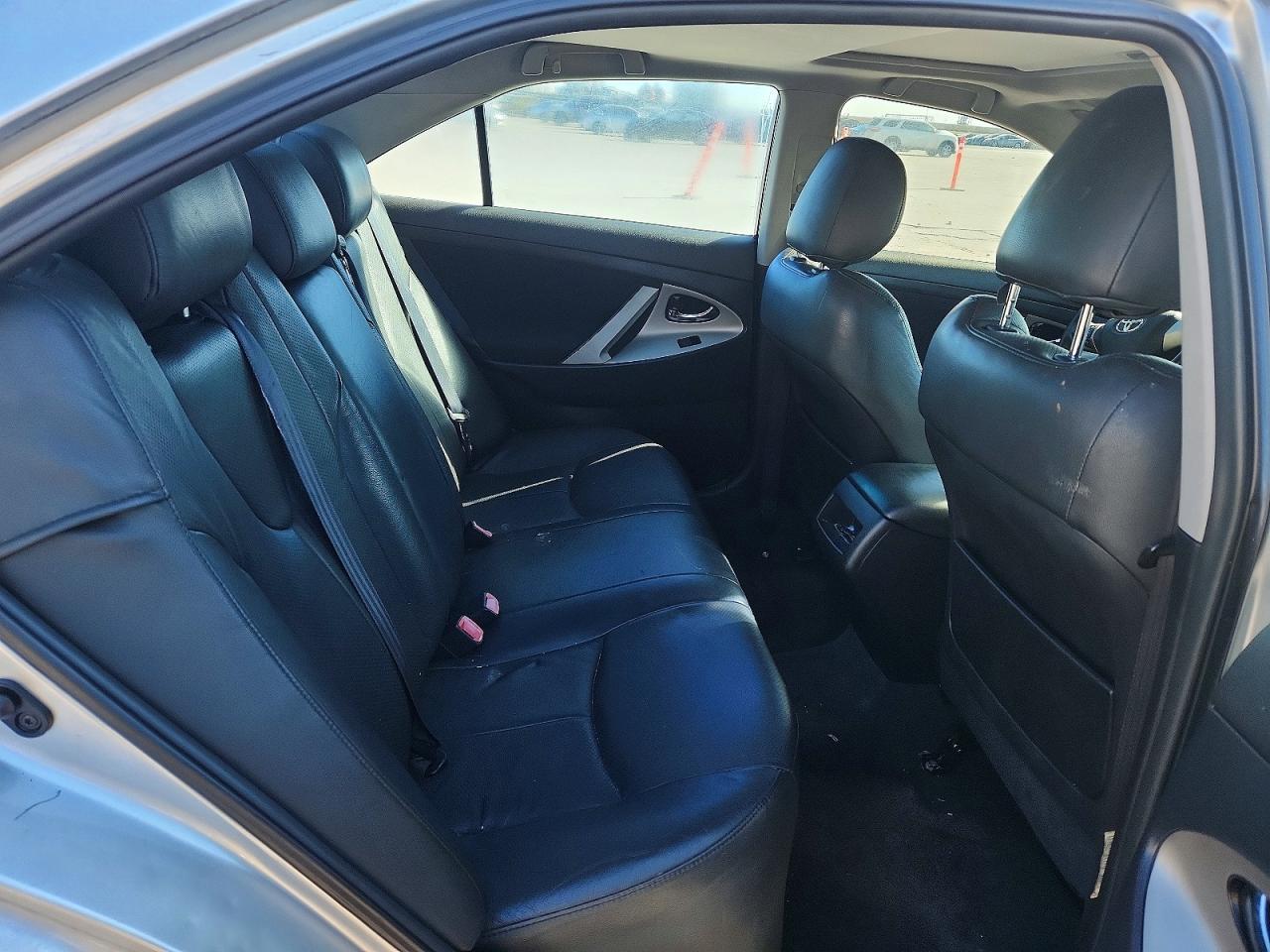 2008 TOYOTA CAMRY LE photo 10