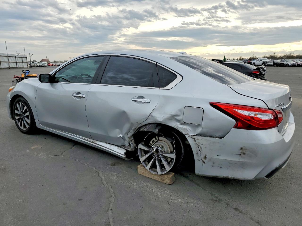2017 NISSAN ALTIMA 2.5 photo 2