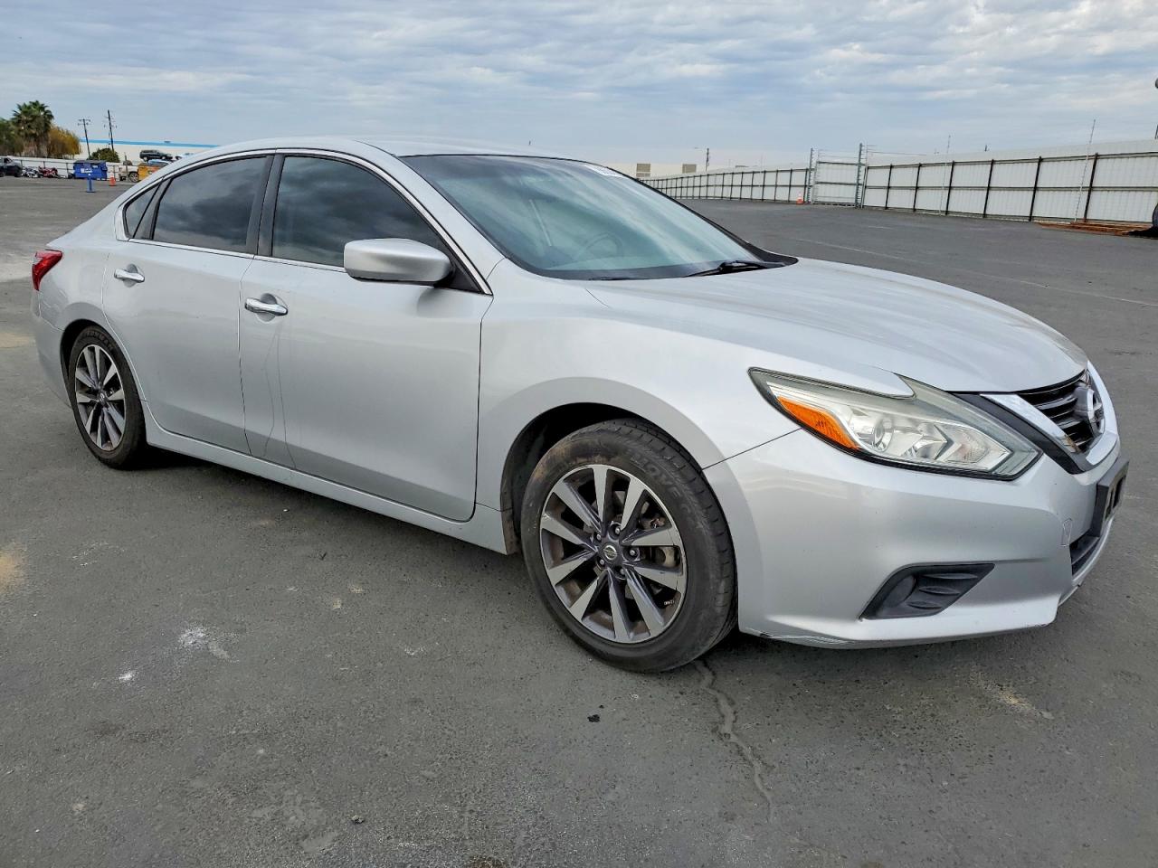 2017 NISSAN ALTIMA 2.5 photo 4