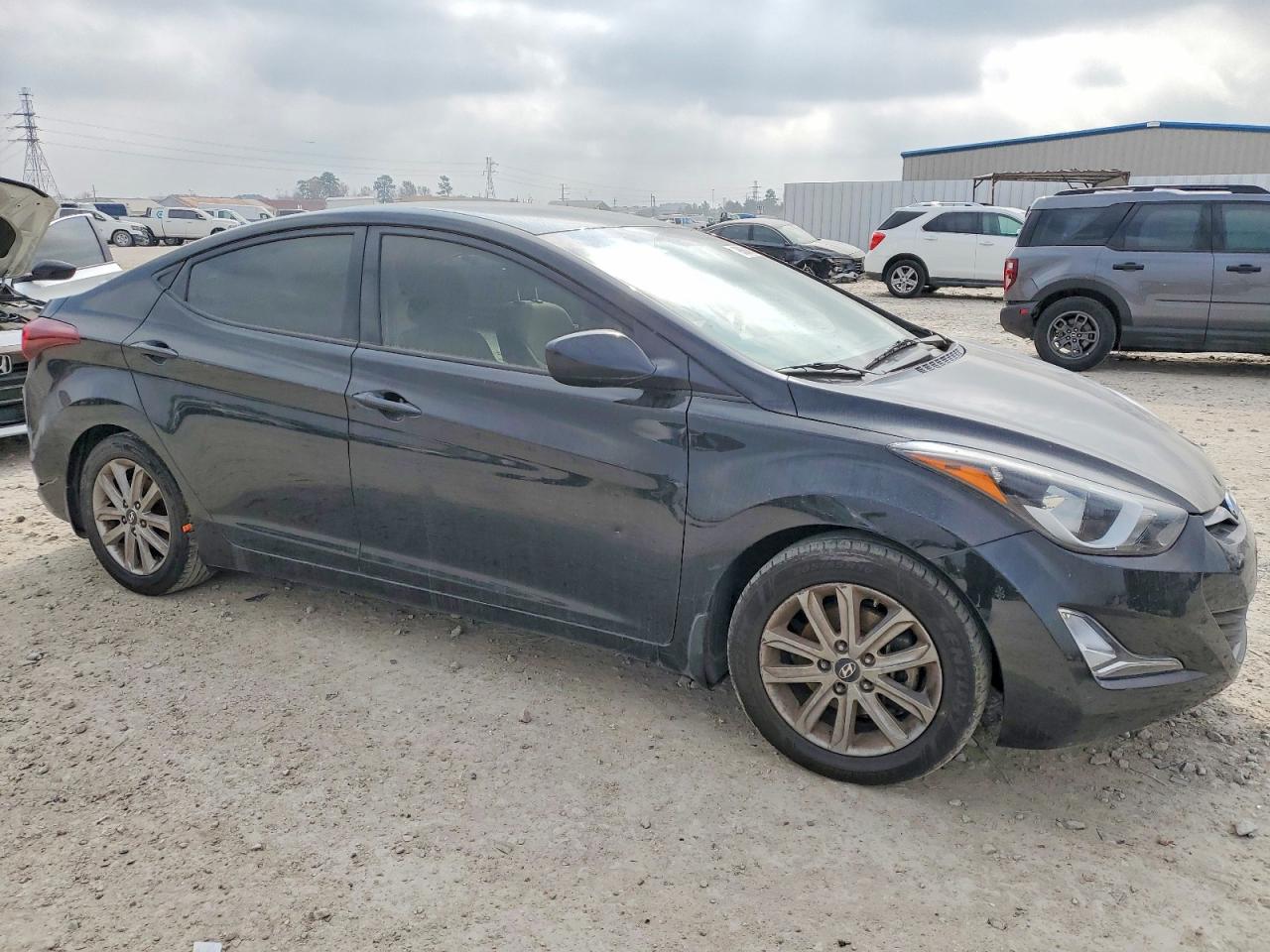 2016 HYUNDAI ELANTRA SE photo 4