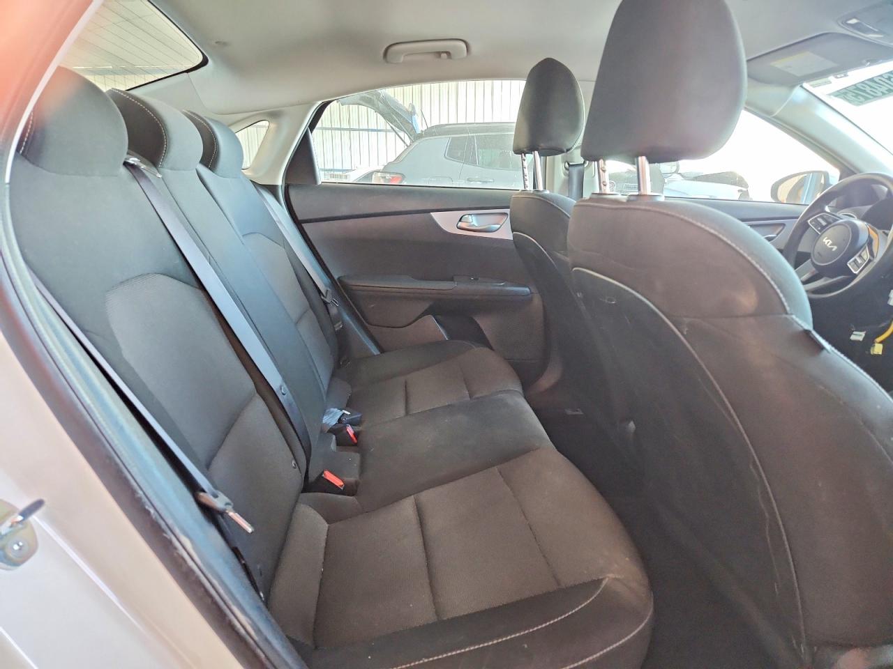 2024 KIA FORTE LXS photo 10