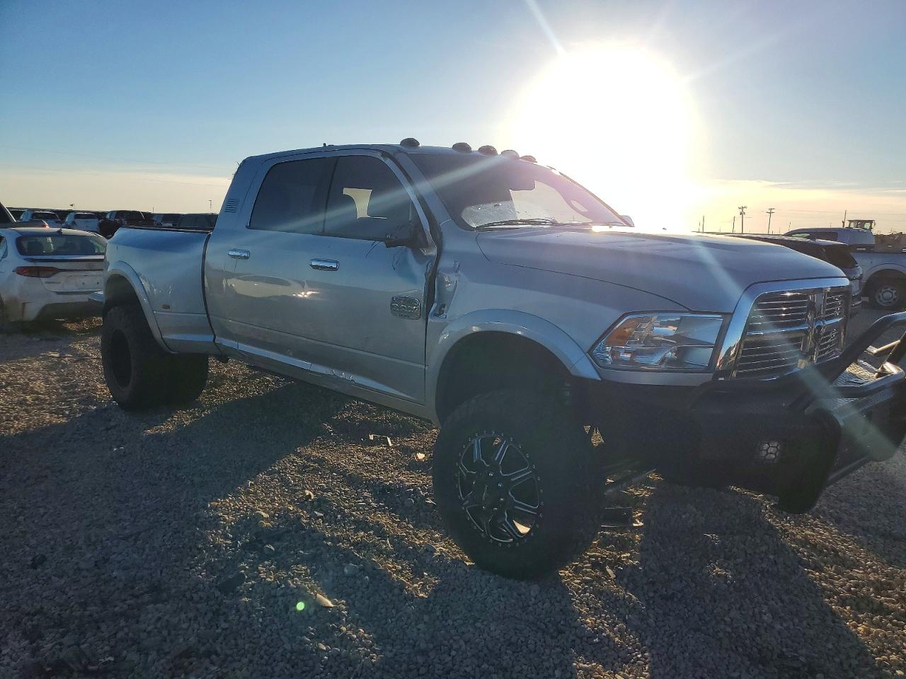 2012 DODGE RAM 3500 LONGHORN photo 4