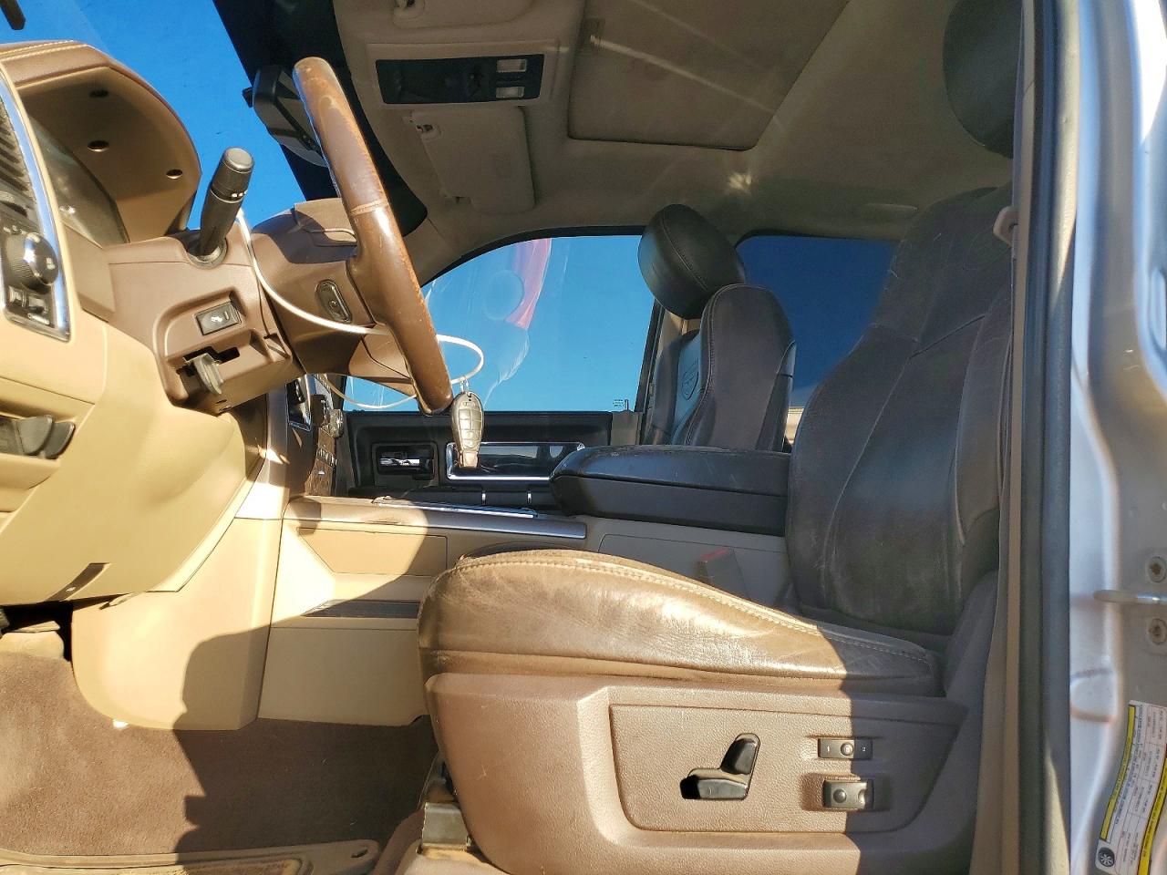 2012 DODGE RAM 3500 LONGHORN photo 7