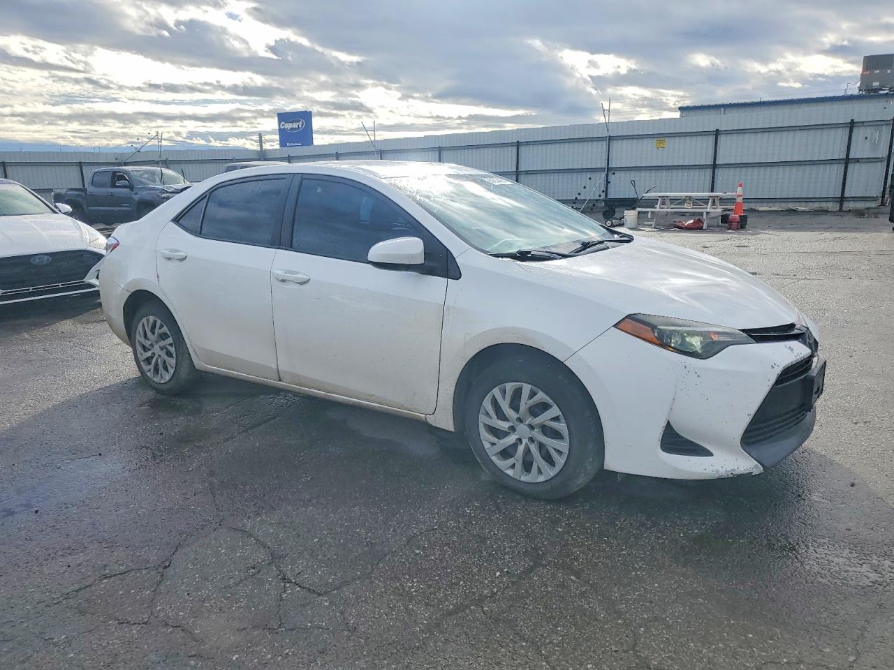 2018 TOYOTA COROLLA L photo 4