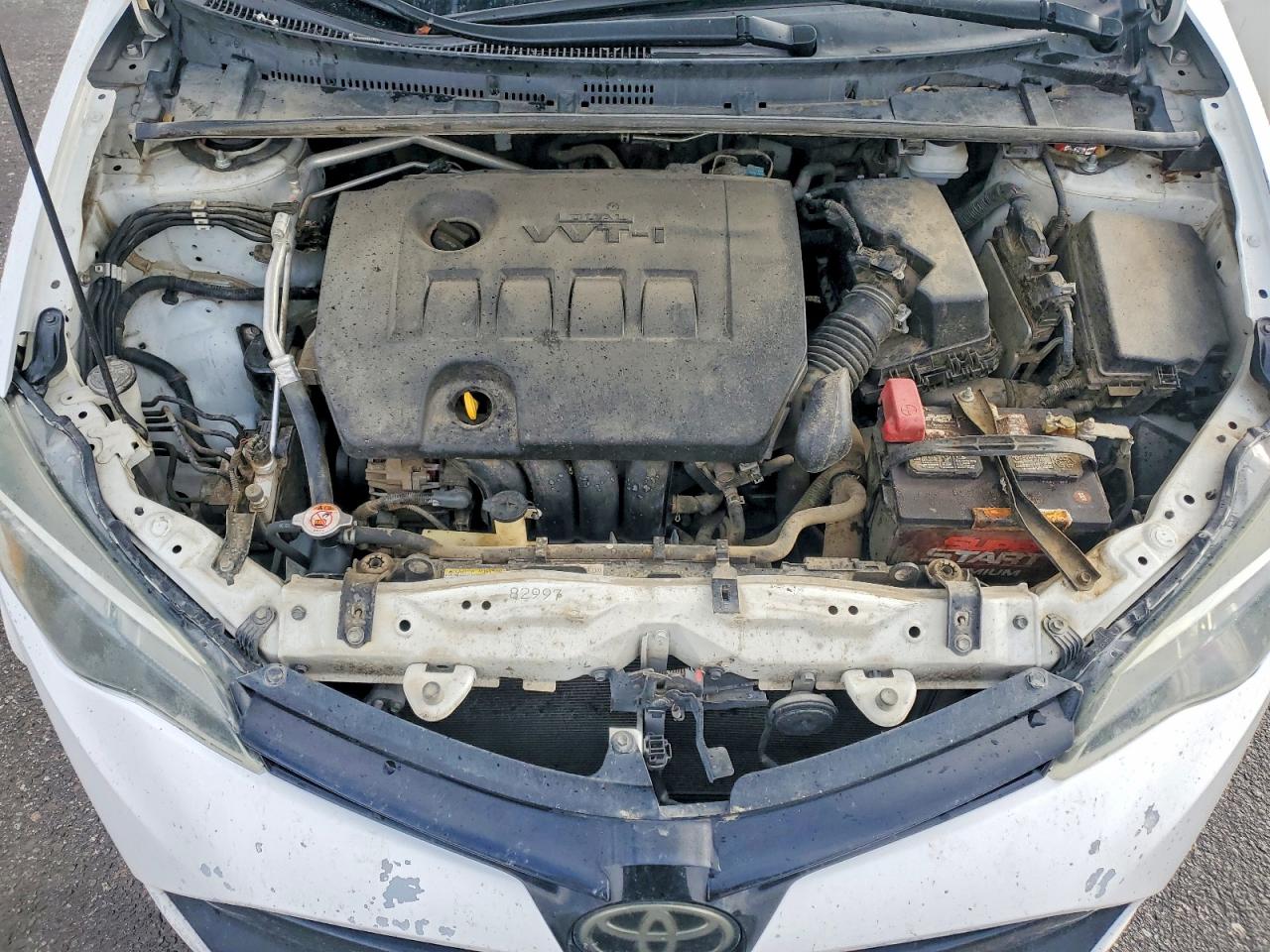 2018 TOYOTA COROLLA L photo 11