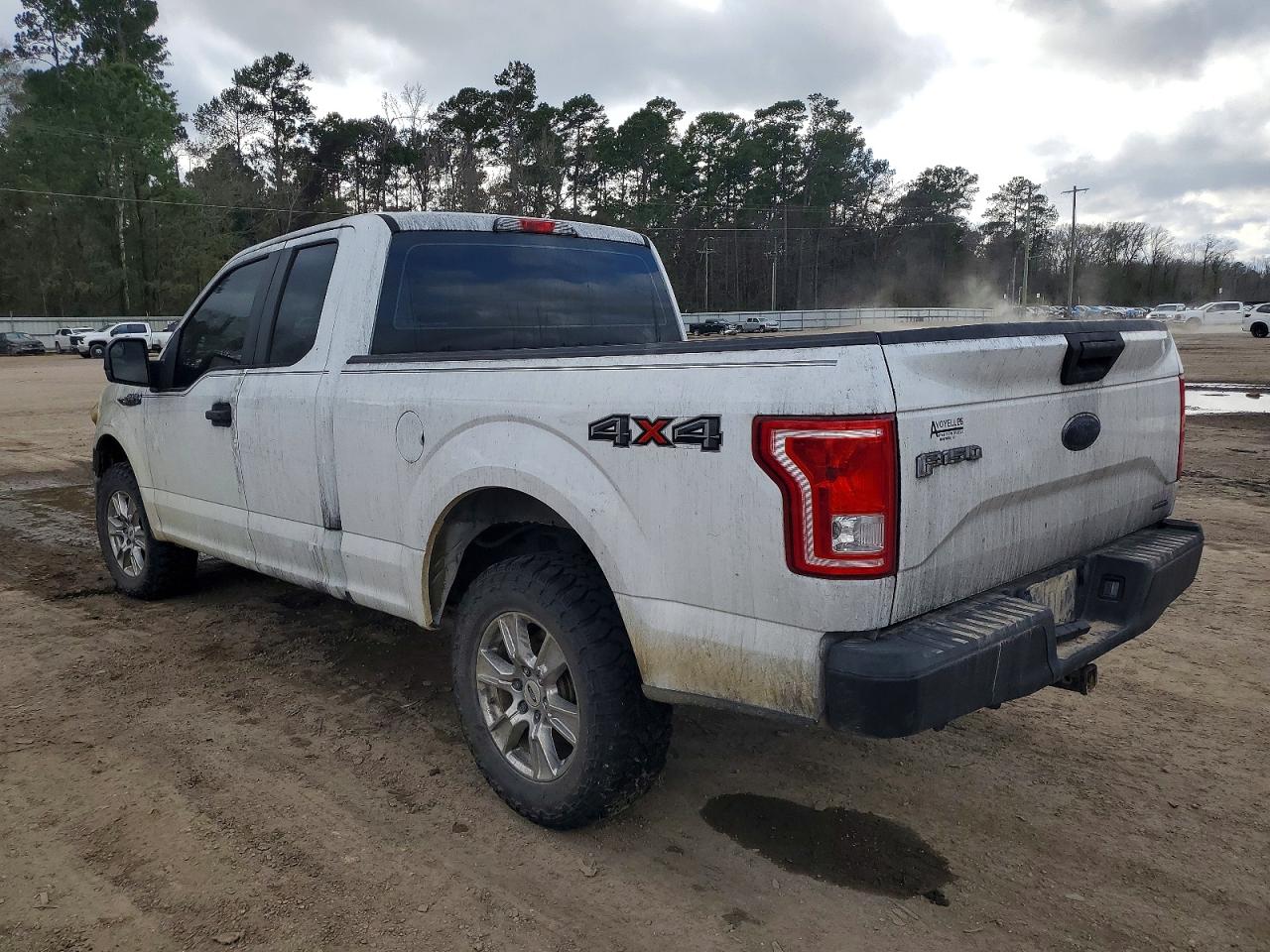 2015 FORD F150 SUPER CAB photo 2