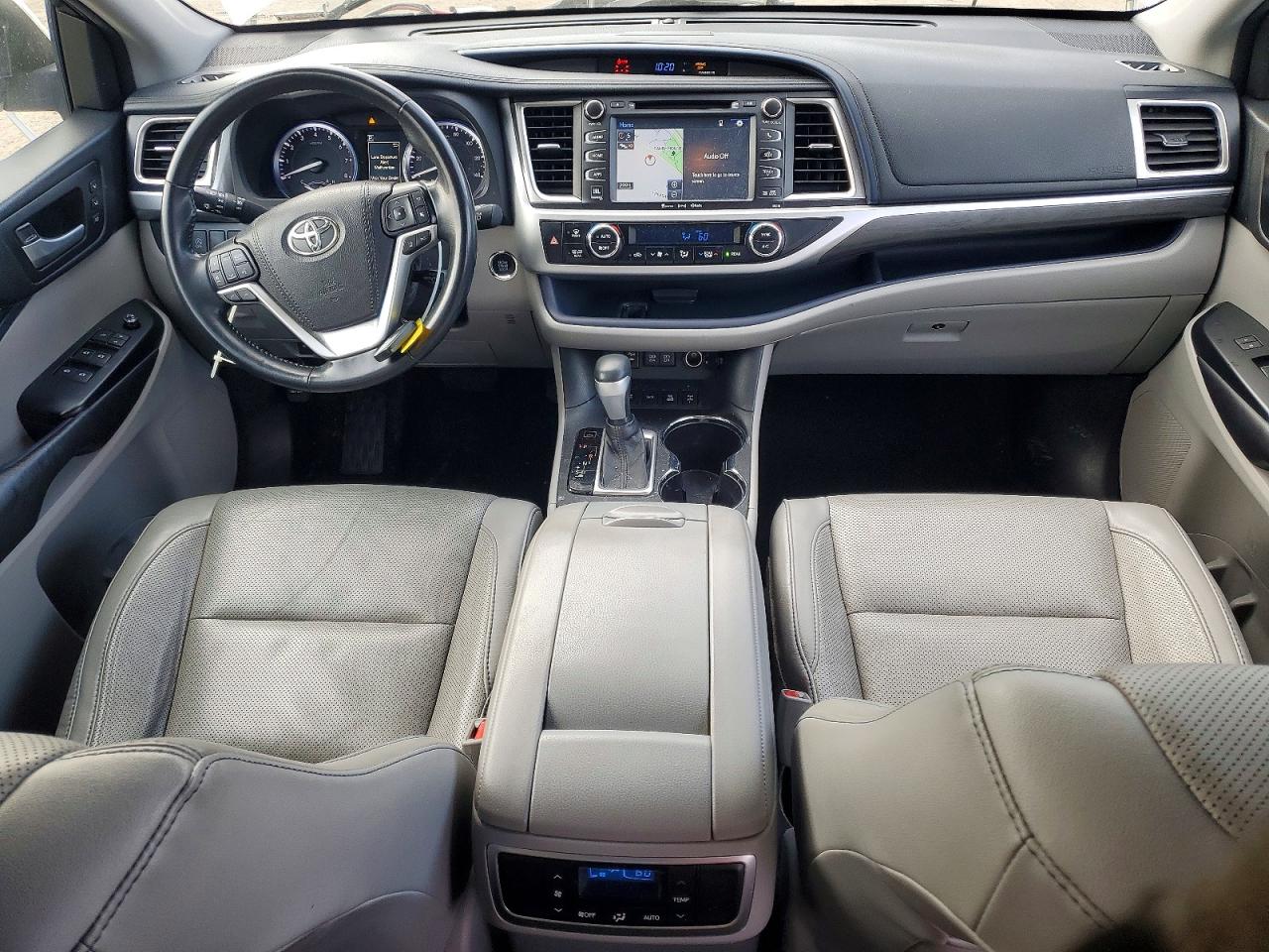 2017 TOYOTA HIGHLANDER LIMITED photo 8