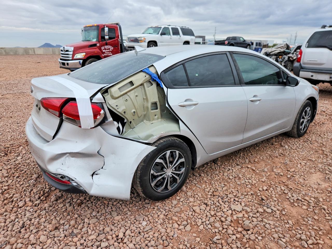 2018 KIA FORTE LX photo 3