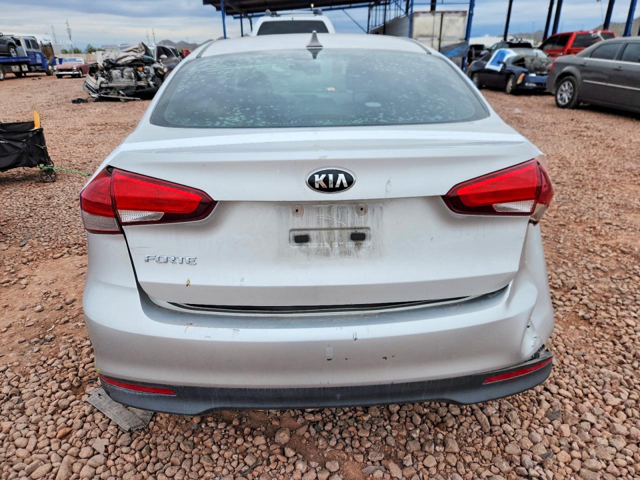 2018 KIA FORTE LX photo 6