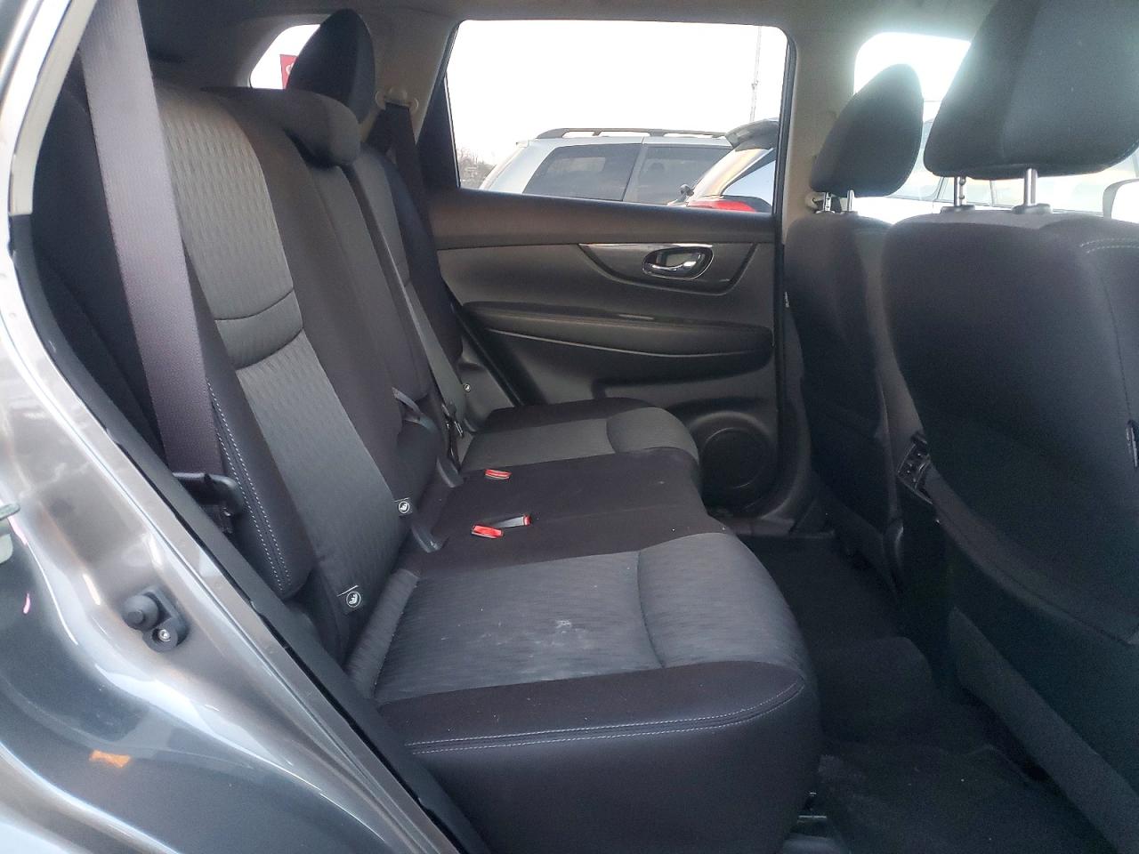 2020 NISSAN ROGUE S photo 11