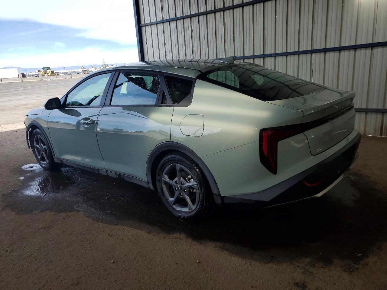 2025 KIA K4 LXS photo 2