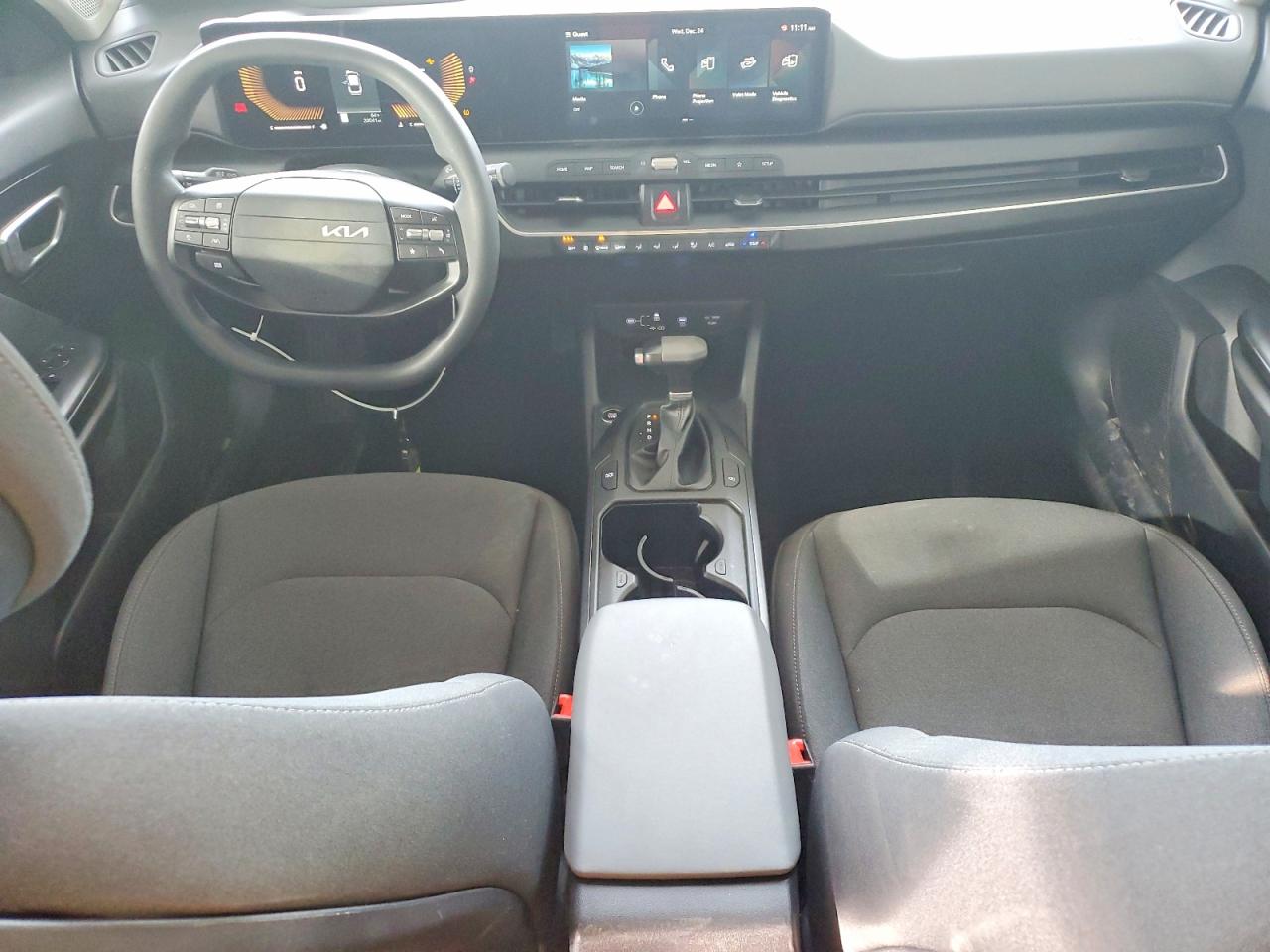2025 KIA K4 LXS photo 8