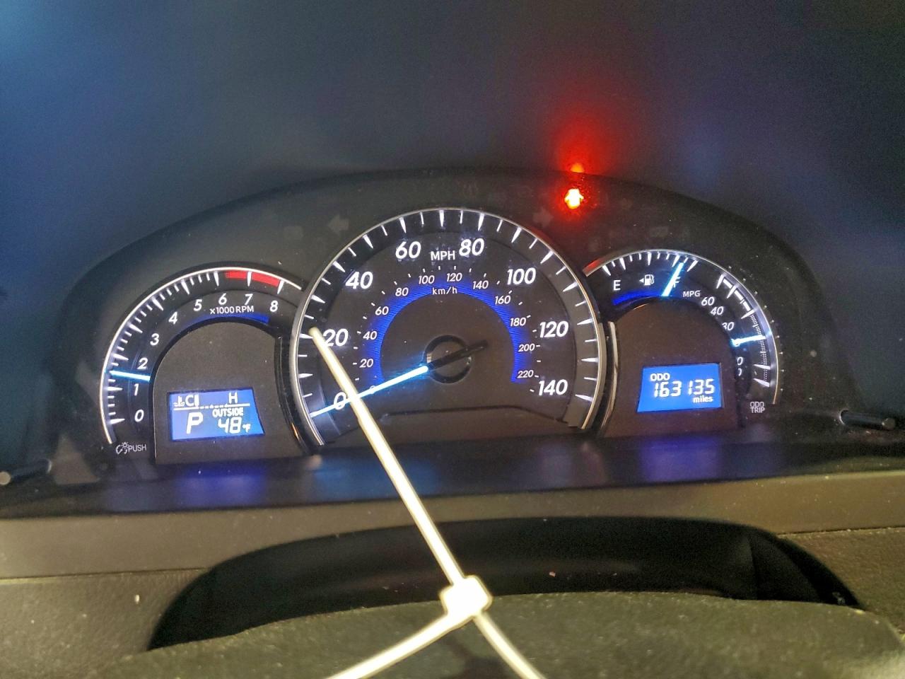2013 TOYOTA CAMRY L photo 9