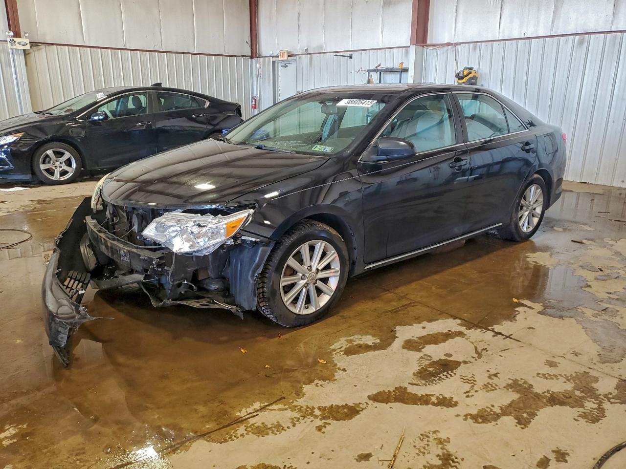 2013 TOYOTA CAMRY