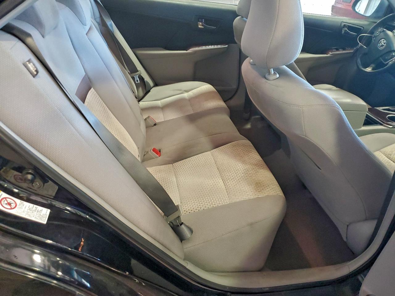 2013 TOYOTA CAMRY L photo 10