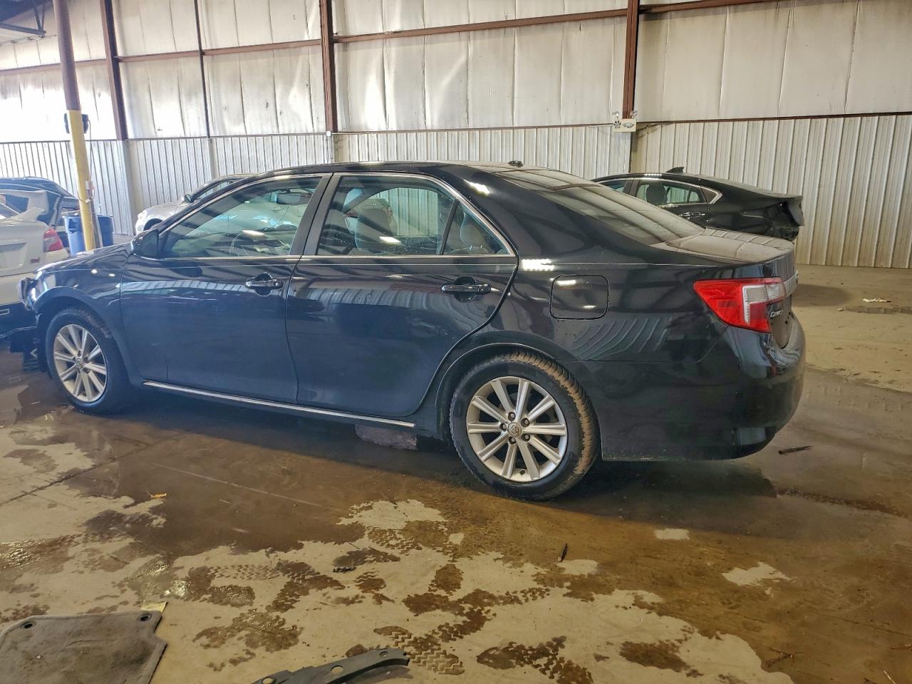 2013 TOYOTA CAMRY L photo 2