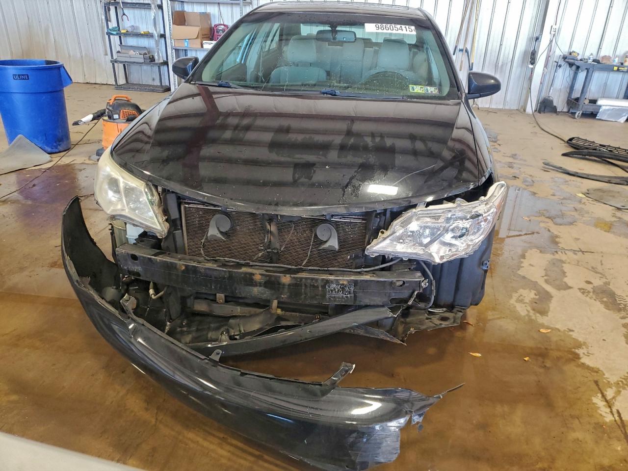 2013 TOYOTA CAMRY L photo 5