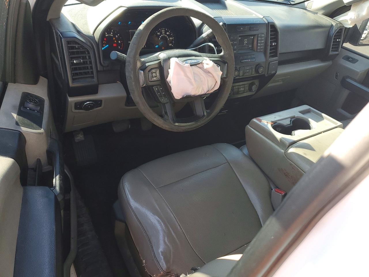 2016 FORD F150 photo 8
