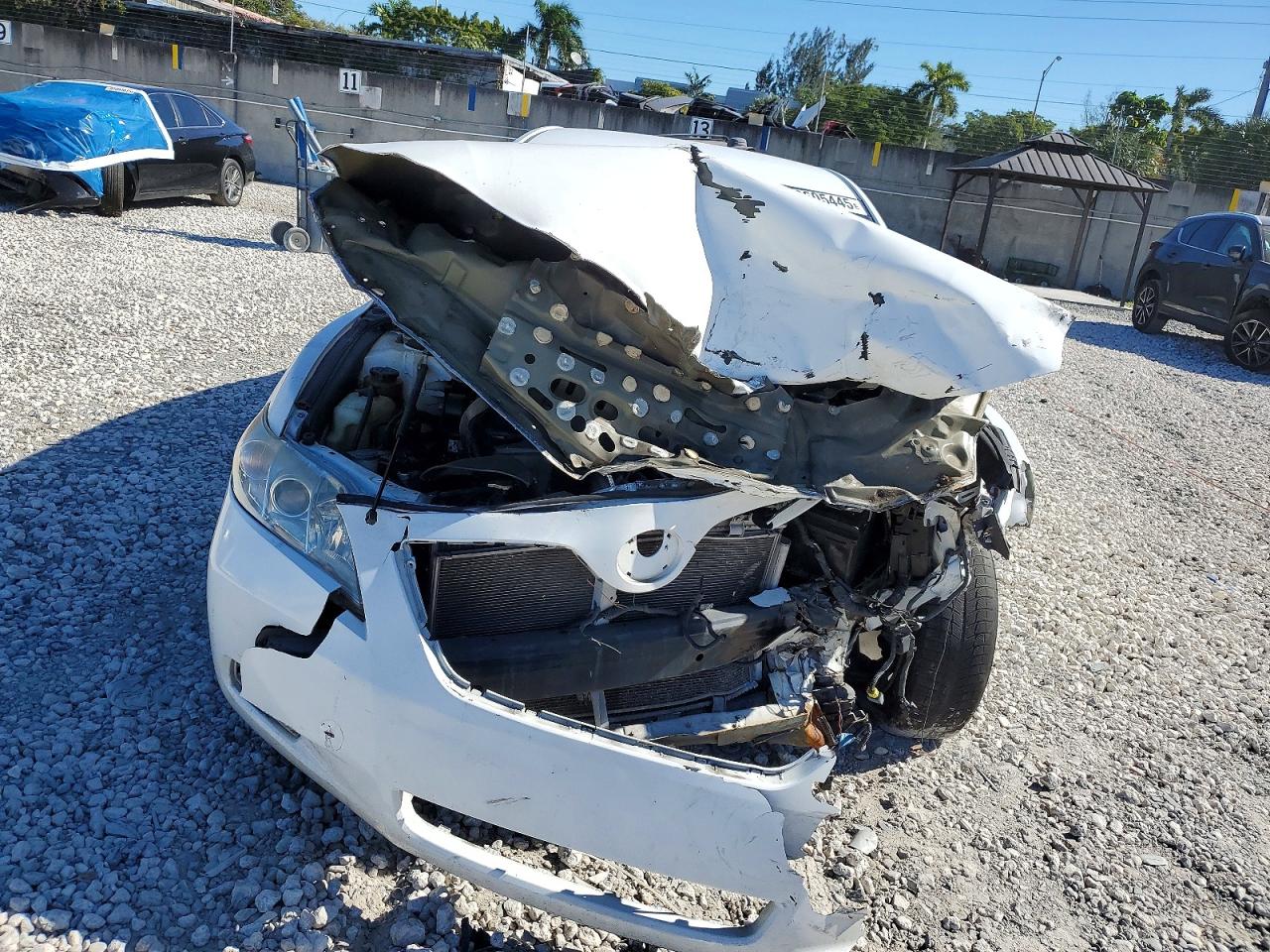 2009 TOYOTA CAMRY BASE photo 5