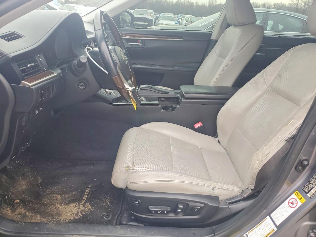 2013 LEXUS ES 350 photo 7