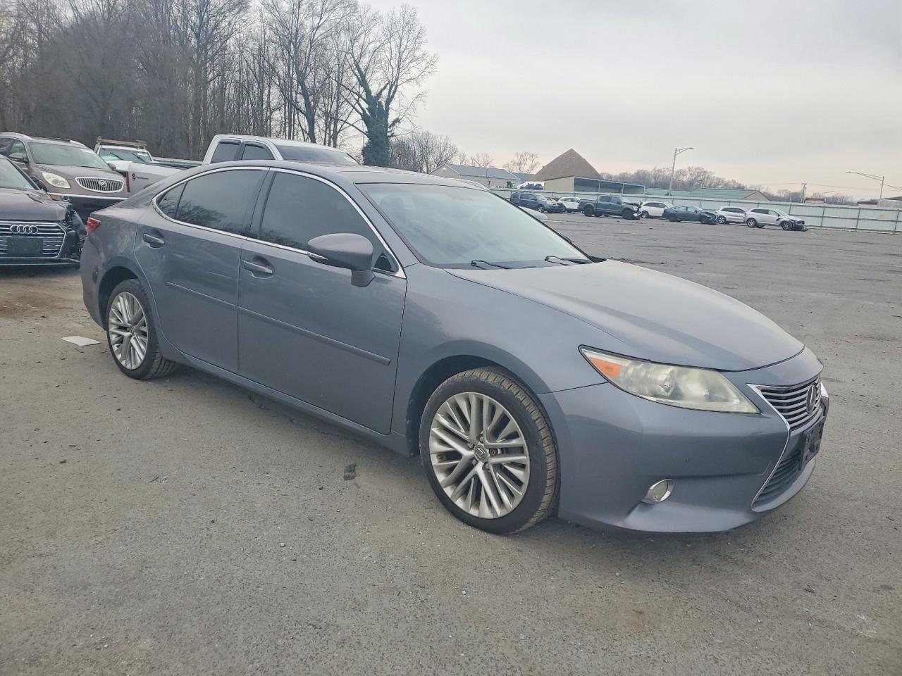 2013 LEXUS ES 350 photo 4