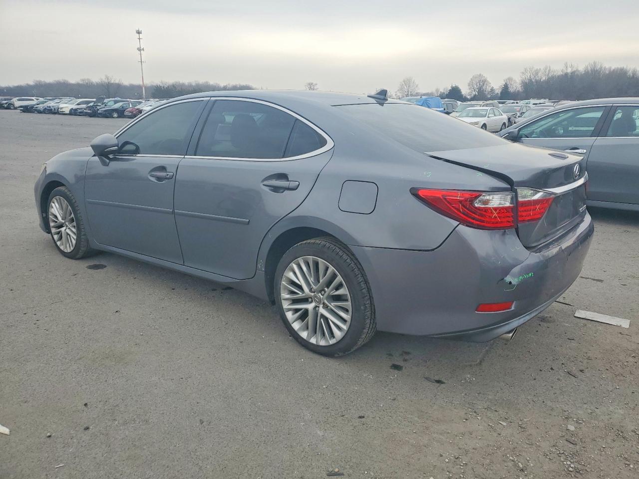 2013 LEXUS ES 350 photo 2