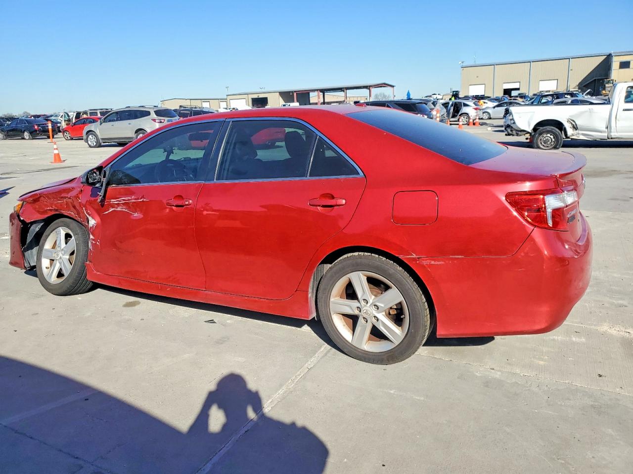 2012 TOYOTA CAMRY BASE photo 2