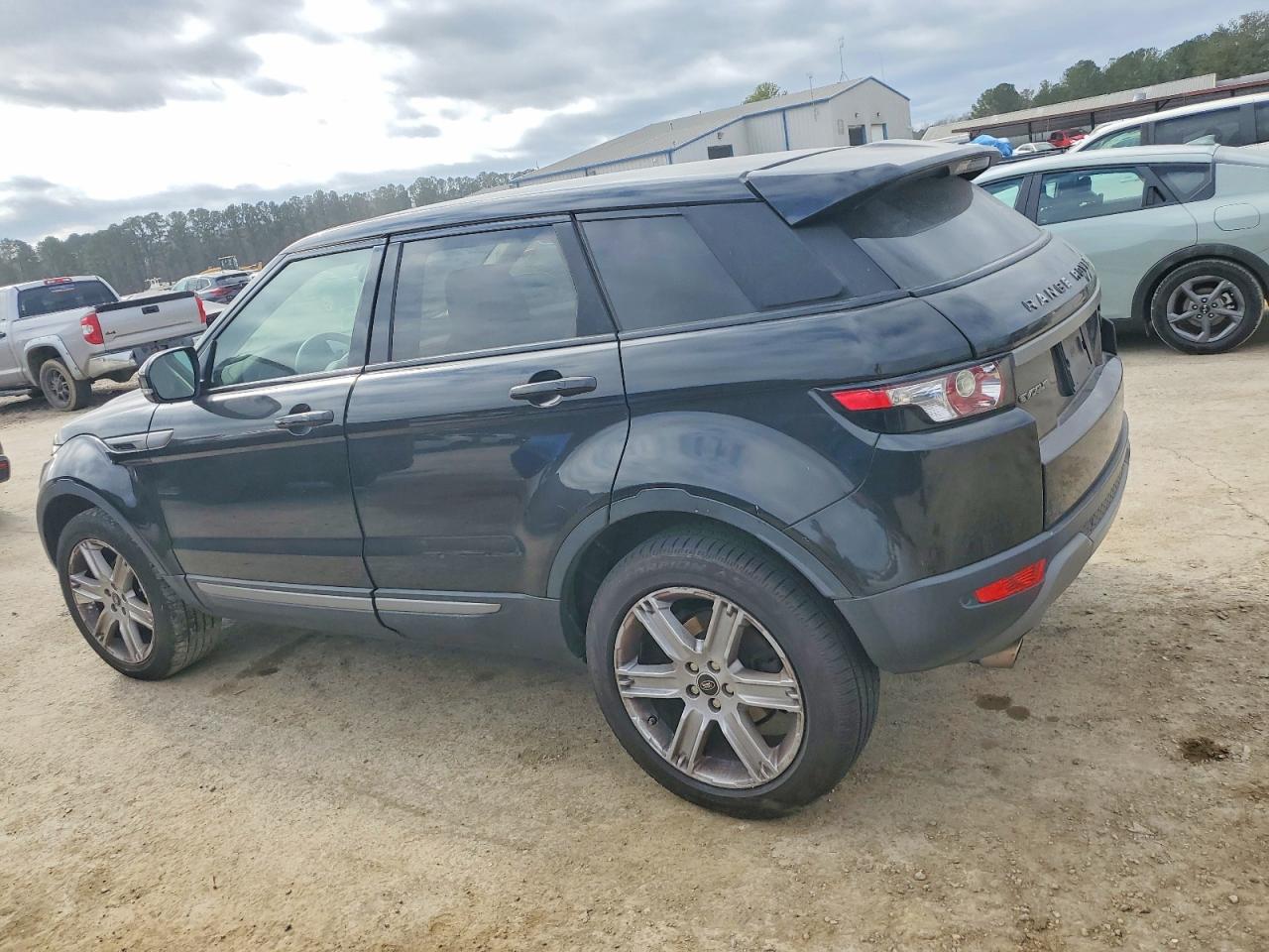 2013 LAND ROVER RANGE ROVER EVOQUE PURE PLUS photo 2