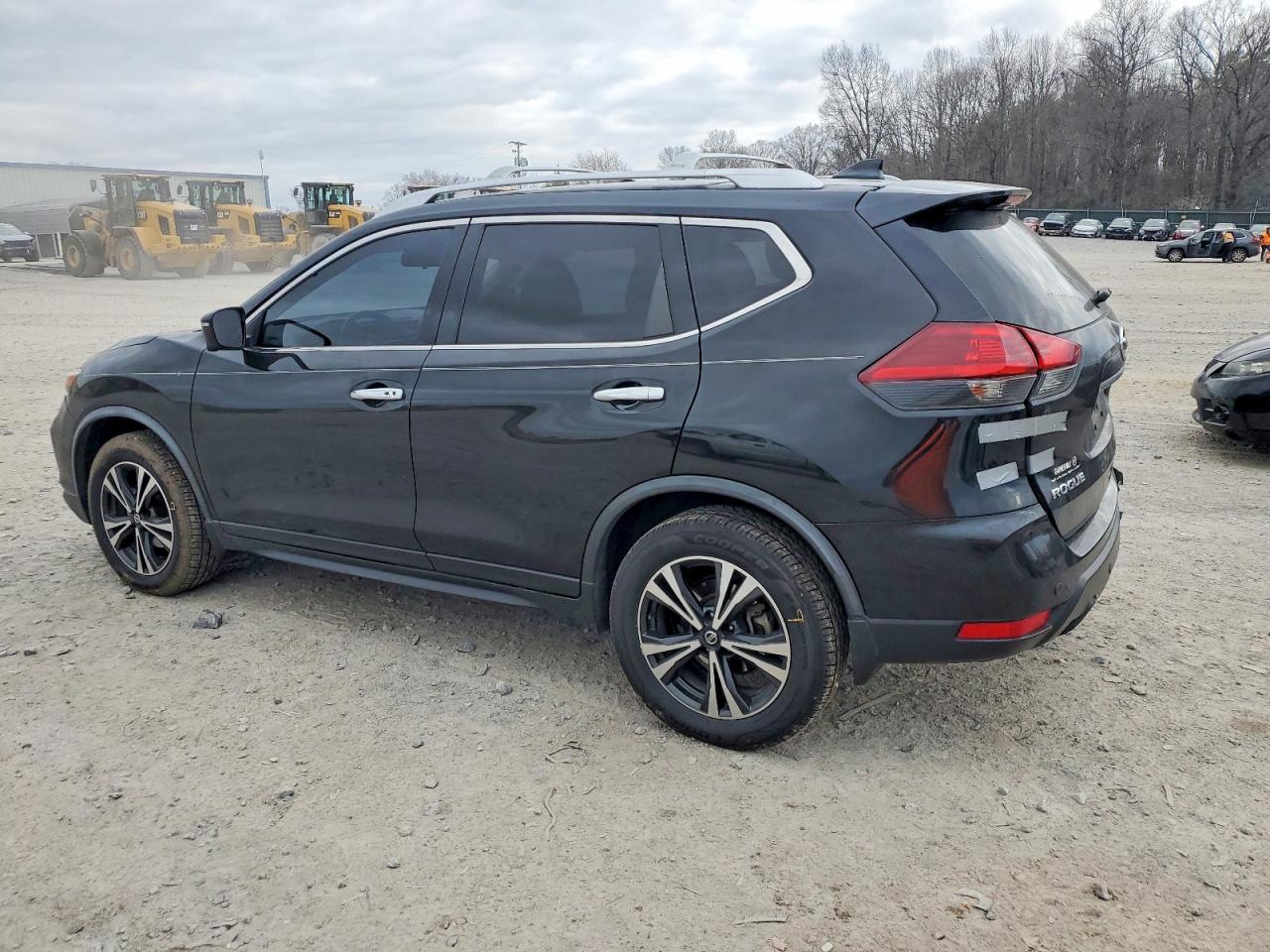 2020 NISSAN ROGUE S photo 2