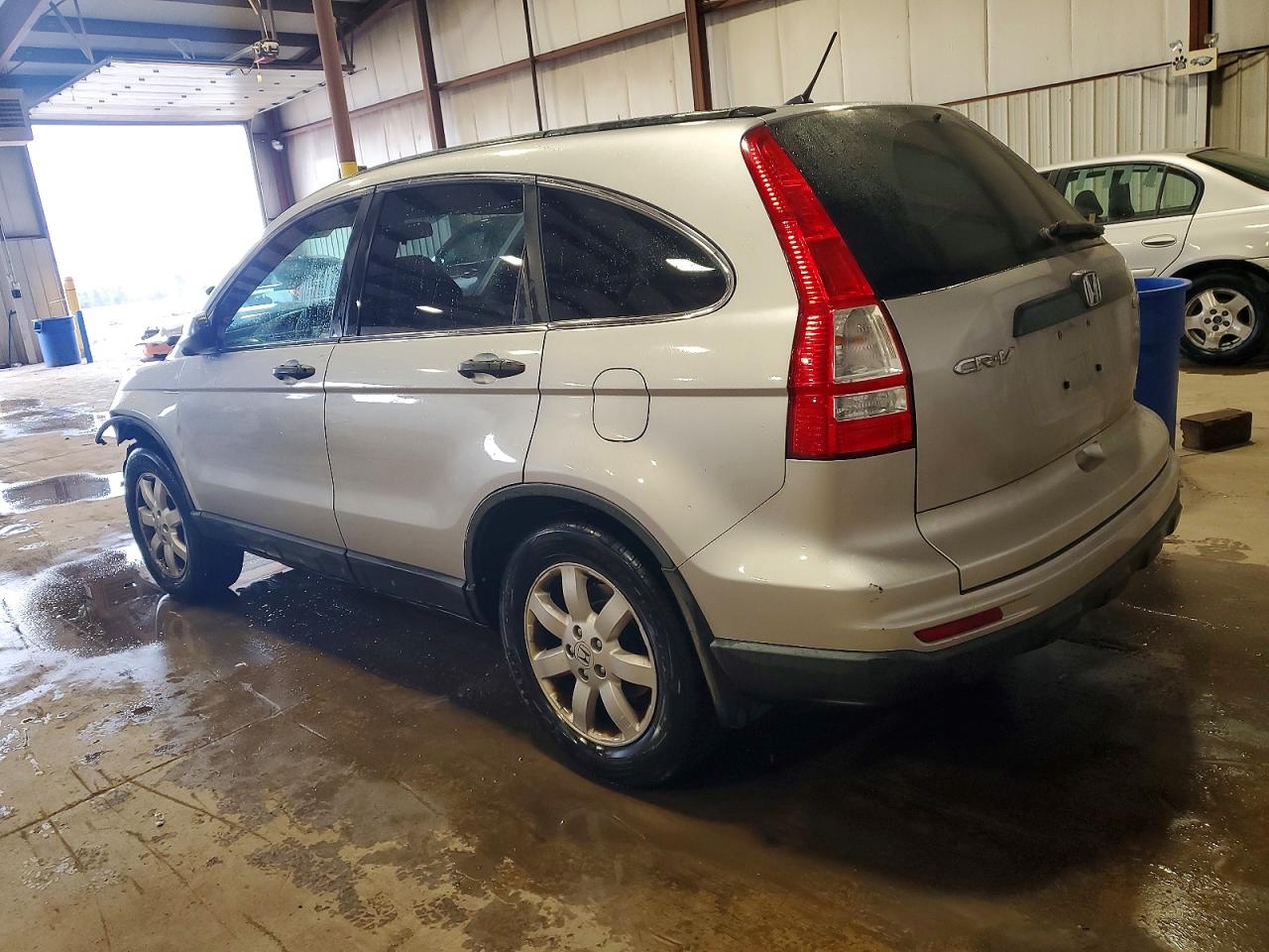 2011 HONDA CR-V SE photo 2
