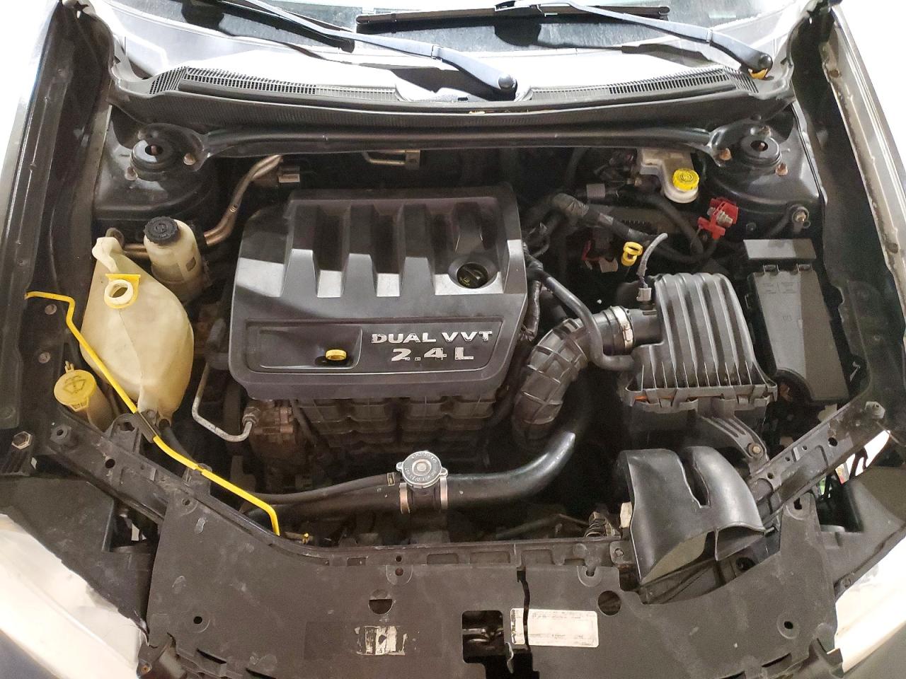 2014 DODGE AVENGER SE photo 21