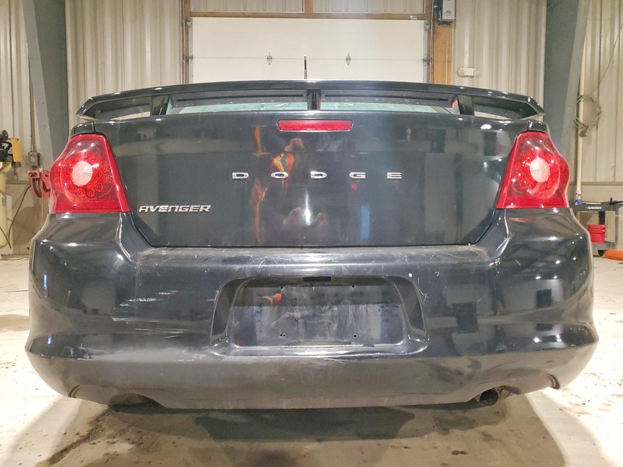 2014 DODGE AVENGER SE photo 11