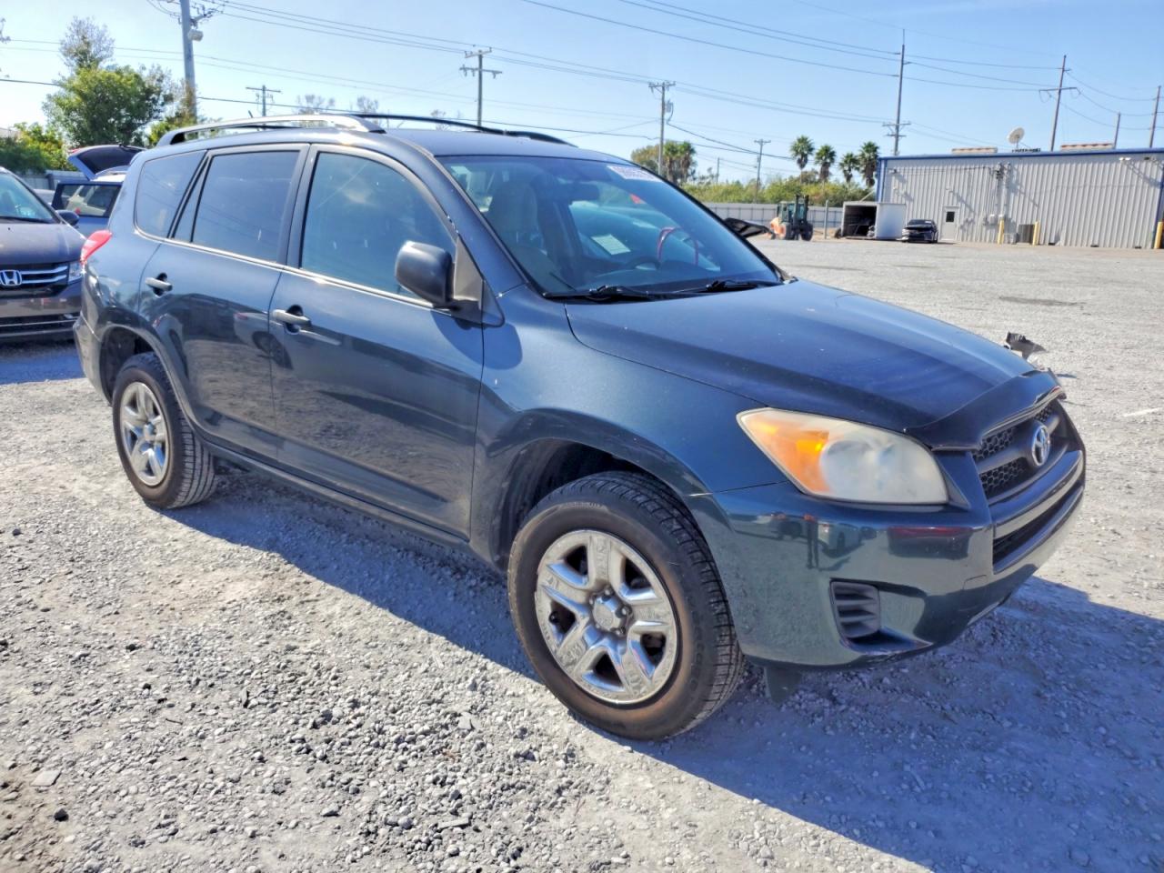 2010 TOYOTA RAV4 photo 4