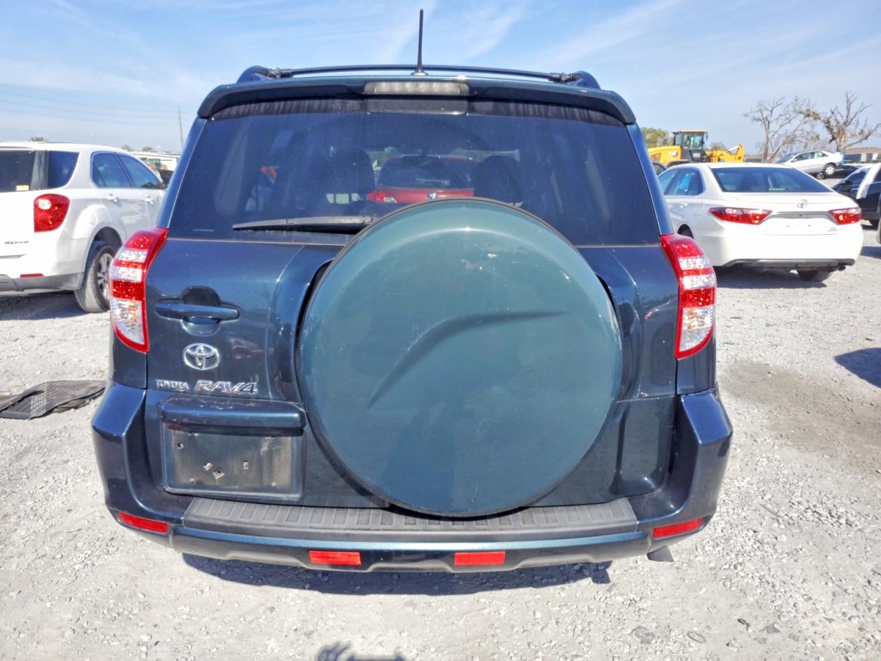 2010 TOYOTA RAV4 photo 6