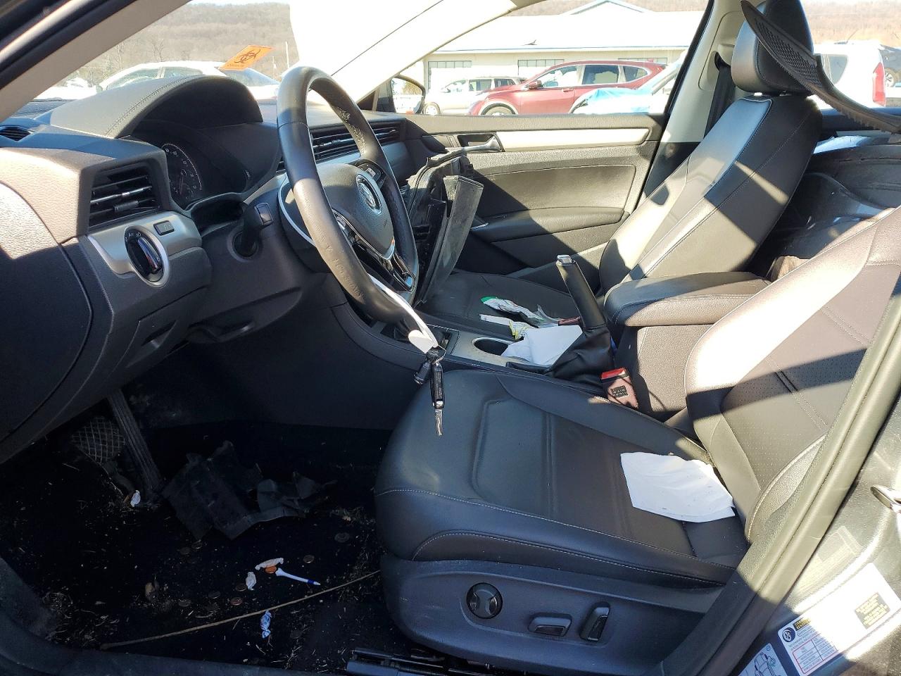 2021 VOLKSWAGEN PASSAT SE photo 7