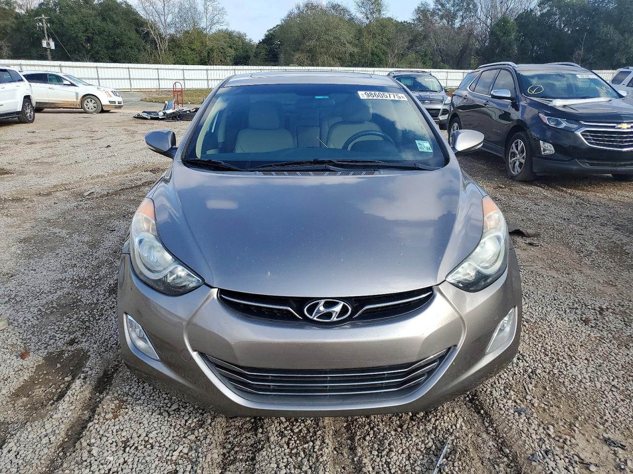 2013 HYUNDAI ELANTRA GLS photo 5