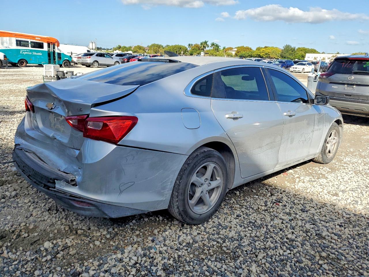 2016 CHEVROLET MALIBU LS photo 3