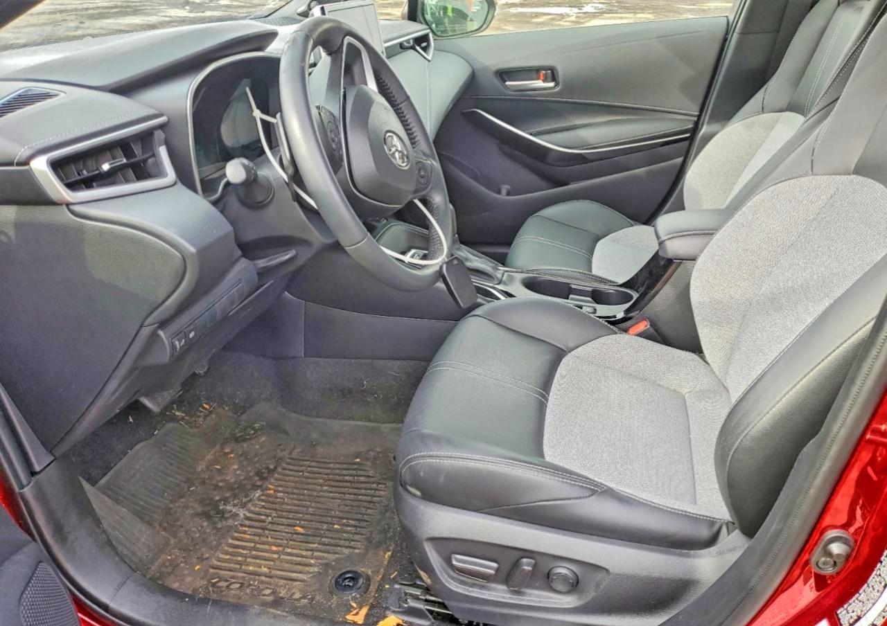2025 TOYOTA COROLLA XSE photo 7