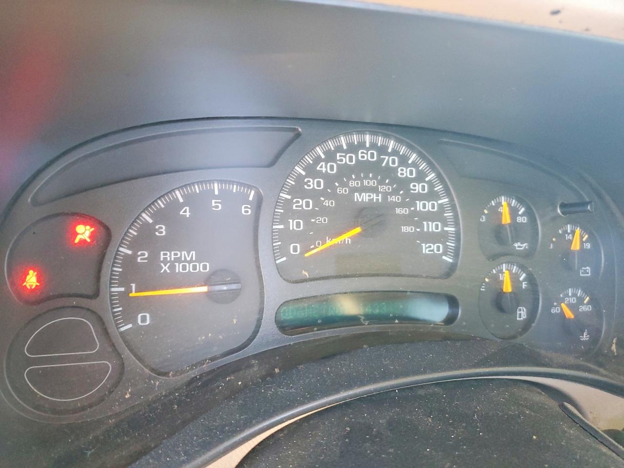 2005 CHEVROLET SILVERADO C1500 photo 9