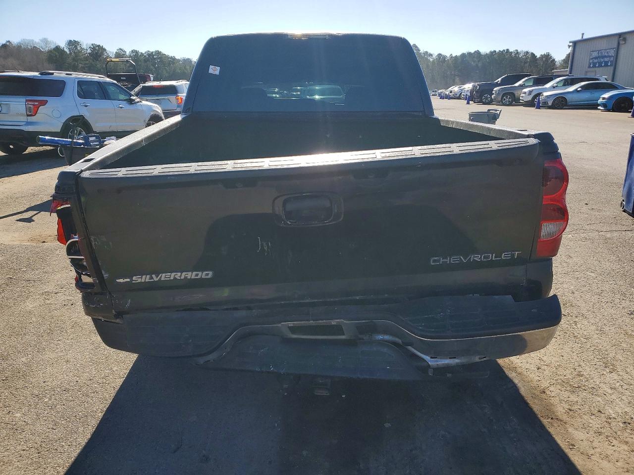 2005 CHEVROLET SILVERADO C1500 photo 6