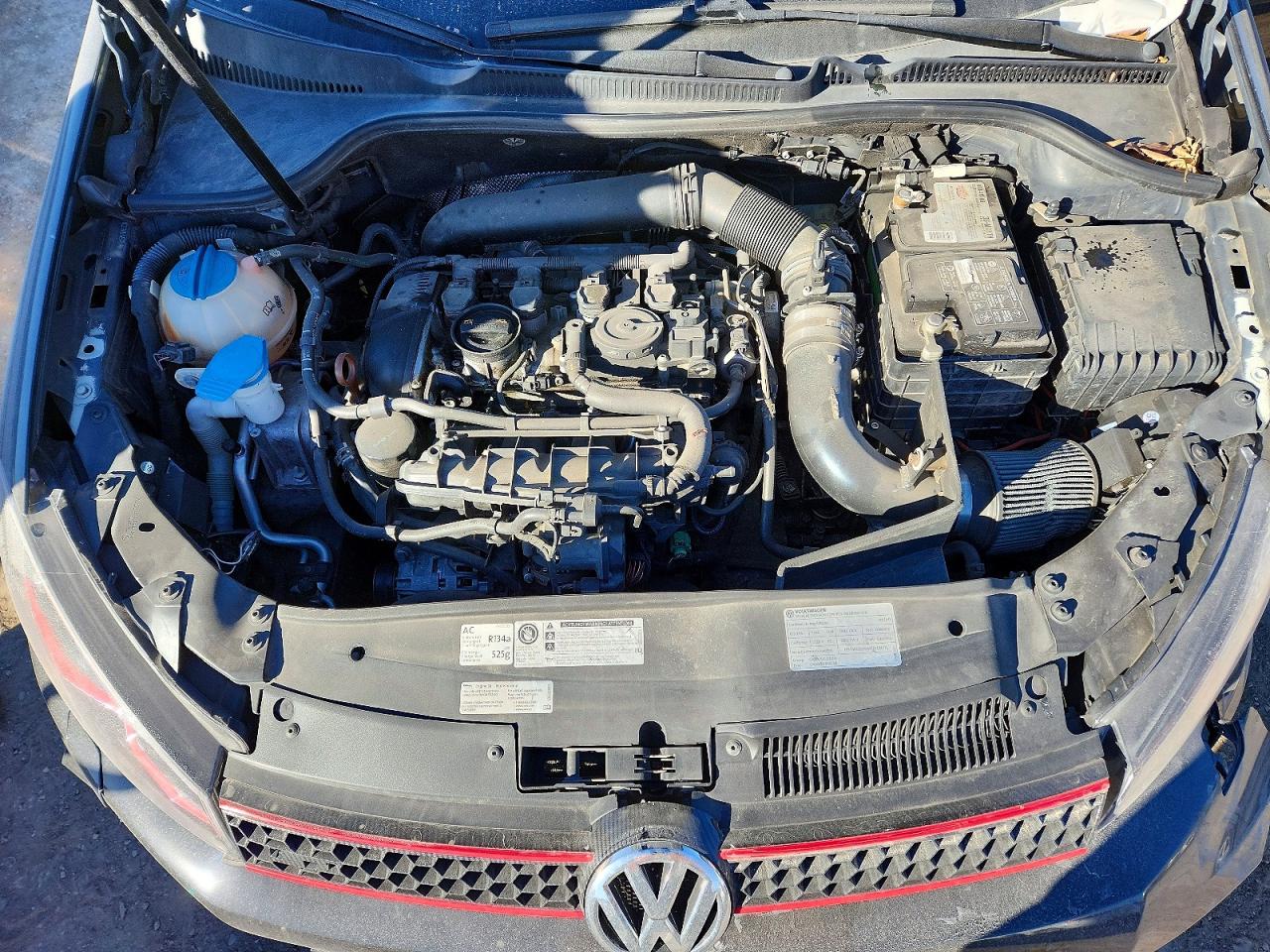 2012 VOLKSWAGEN GTI photo 10