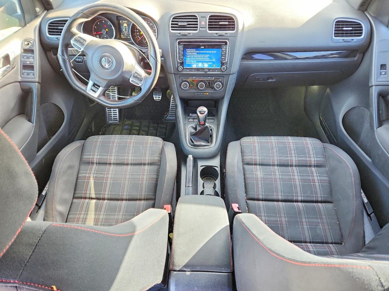 2012 VOLKSWAGEN GTI photo 7